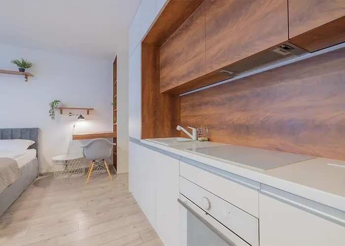 Bright & Stylish Near Center Апартаменты