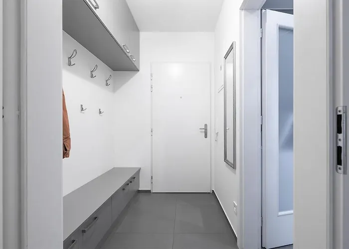 Appartamento Bright & Stylish Near Center