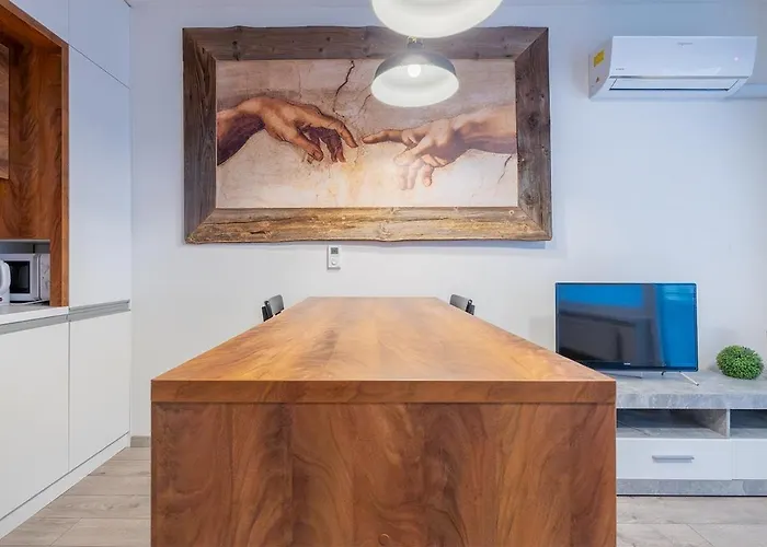 Bright & Stylish Near Center Appartamento *